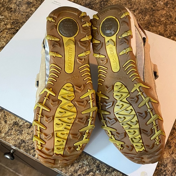 Mephisto Allarounder Shoes - Picture 7 of 11